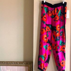 Bisou Bisou Flowered Lightweight Pants Sz M